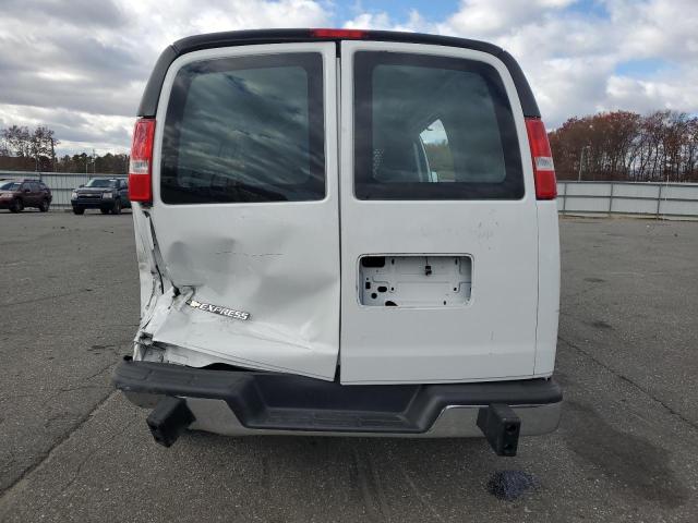 1GCWGAFP2R1263453 - 2024 CHEVROLET EXPRESS G2 თეთრი ფოტო 6