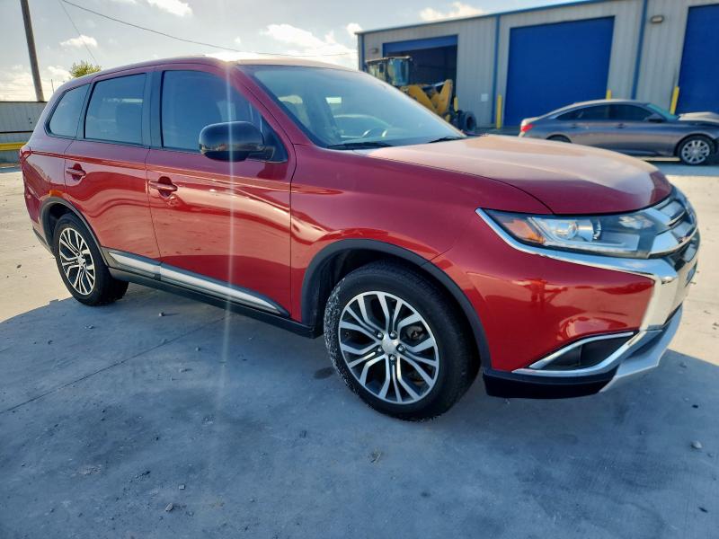 JA4AD2A33HZ064368 - 2017 MITSUBISHI OUTLANDER ES RED photo 4