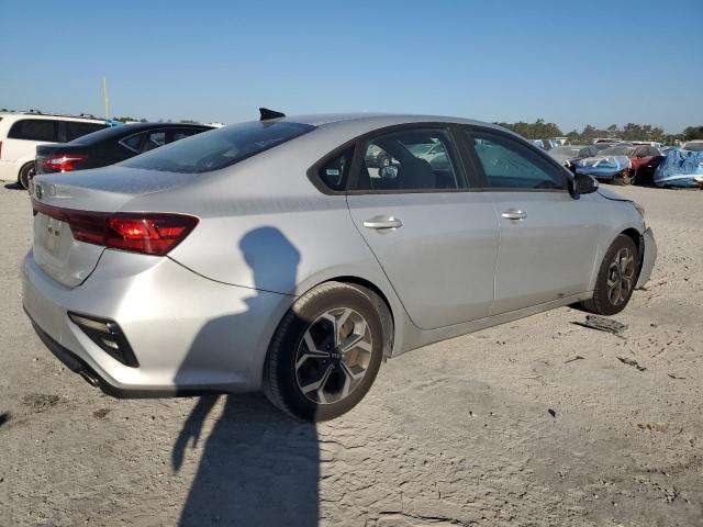 3KPF24ADXKE029626 - 2019 KIA FORTE FE 银色 照片 3