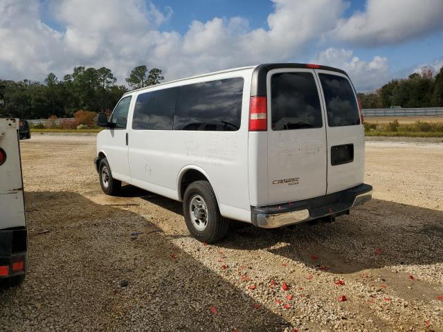 1GNZGYFG3F1163029 - 2015 CHEVROLET EXPRESS G3 LT WHITE photo 2