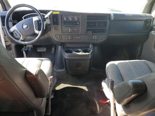 1GNZGYFG3F1163029 - 2015 CHEVROLET EXPRESS G3 LT WHITE photo 8