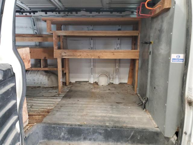 1GCHG35R521233358 - 2002 CHEVROLET EXPRESS G3 WHITE photo 10