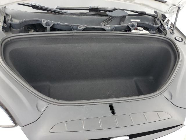 7SAXCBE63NF357327 - 2022 TESLA MODEL X WHITE photo 12