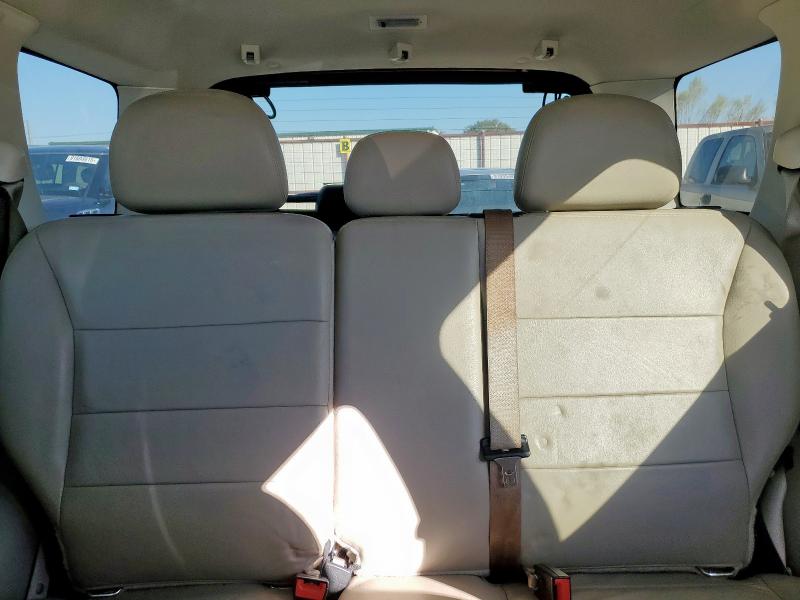 1FMCU9DG8BKB02369 - 2011 FORD ESCAPE XLT RED photo 10