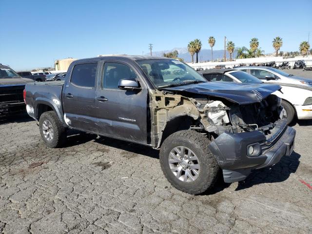 3TMAZ5CN4HM036071 - 2017 TOYOTA TACOMA DOUBLE CAB 石墨色 照片 4