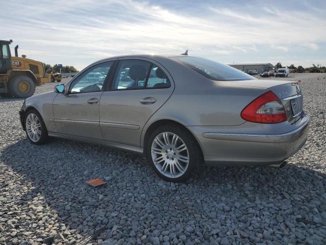 WDBUF87X27X222394 - 2007 MERCEDES-BENZ E 350 4MATIC SILVER photo 2