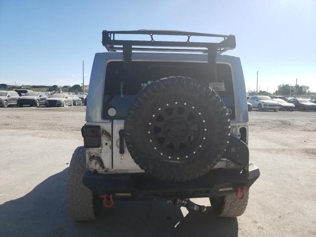 1C4BJWDG8FL563207 - 2015 JEEP WRANGLER U SPORT WHITE photo 6