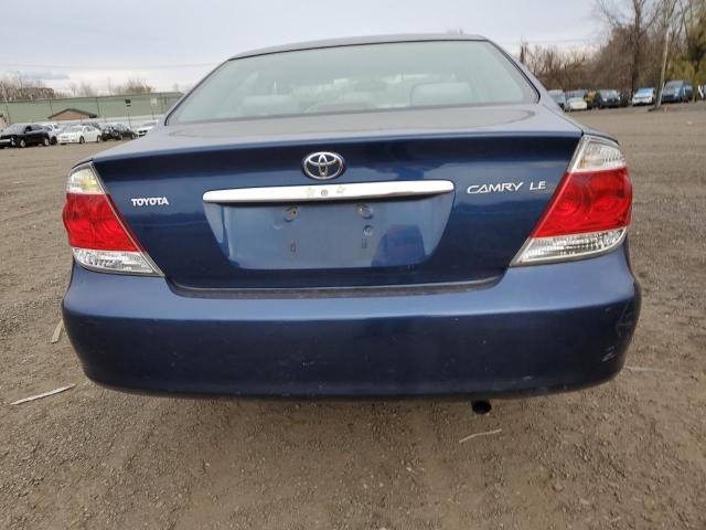 4T1BE32K55U083298 - 2005 TOYOTA CAMRY LE BLUE photo 6