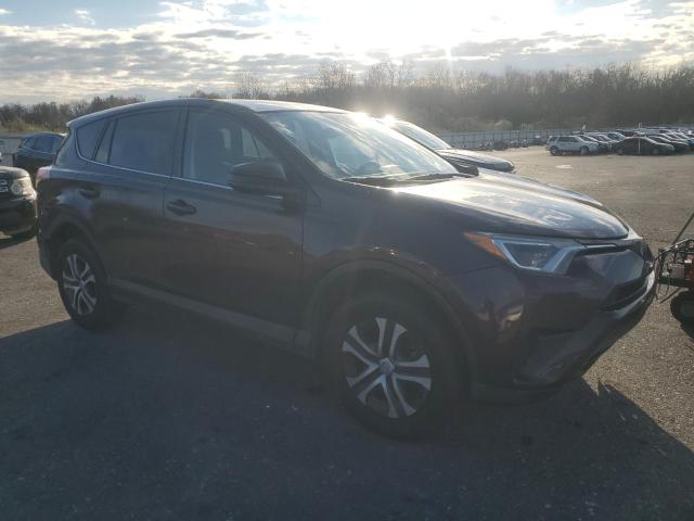 2T3BFREV8JW744829 - 2018 TOYOTA RAV4 LE Lila Foto 4
