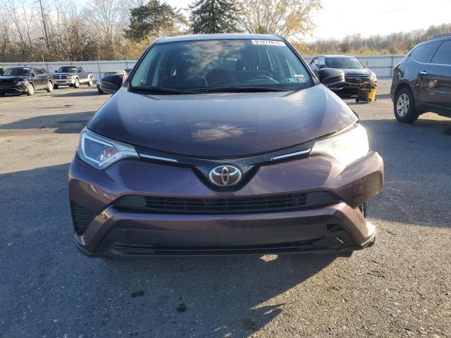 2T3BFREV8JW744829 - 2018 TOYOTA RAV4 LE Lila Foto 5