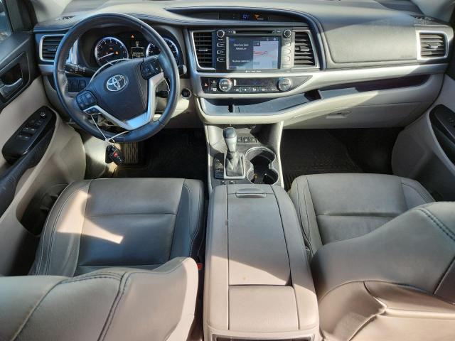 5TDJKRFH4GS274468 - 2016 TOYOTA HIGHLANDER XLE Սպիտակ լուսանկար 8