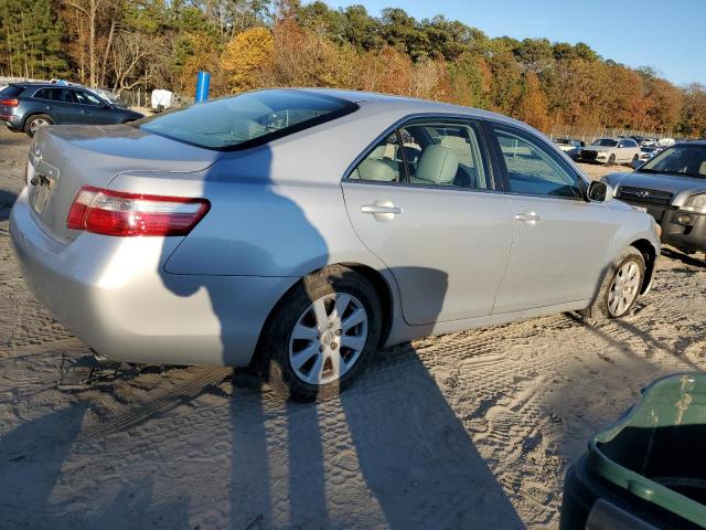 4T1BE46K07U585901 - 2007 TOYOTA CAMRY CE 银色 照片 3