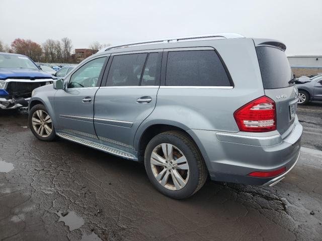 4JGBF7BE4BA639757 - 2011 MERCEDES-BENZ GL 450 4MATIC GRAY photo 2