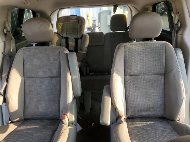 2V4RW4DG8BR642632 - 2011 VOLKSWAGEN ROUTAN S Qara foto 10