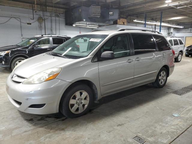 2007 TOYOTA SIENNA CE, 