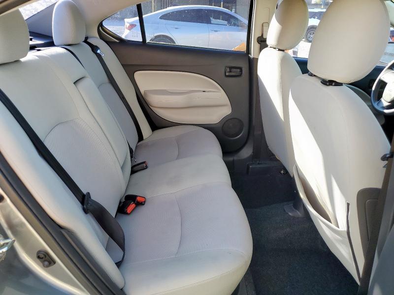 ML32F3FJ8HHF07353 - 2017 MITSUBISHI MIRAGE G4 ES 银色 照片 10