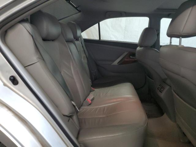 4T1BF3EK0AU019009 - 2010 TOYOTA CAMRY BASE SILVER photo 10