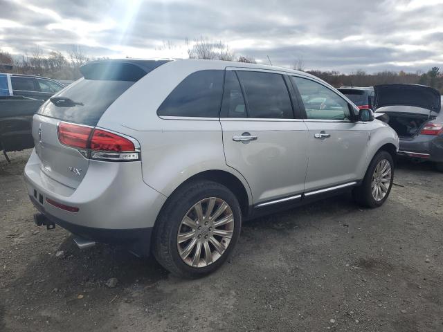 2LMDJ6JK5DBL46227 - 2013 LINCOLN MKX 银色 照片 3