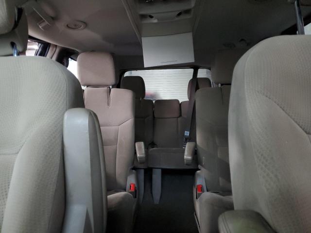 2C4RC1BG8FR677956 - 2015 CHRYSLER TOWN & COU TOURING Сұр фото 10