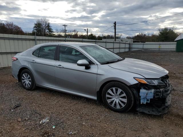 4T1C31AK3LU526674 - 2020 TOYOTA CAMRY LE SILVER photo 4
