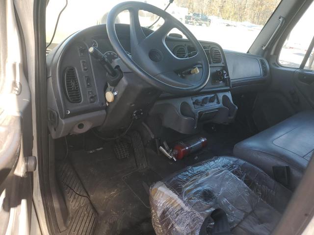 1FVACWDC46HV90074 - 2006 FREIGHTLINER M2 106 MEDIUM DUTY WHITE photo 8