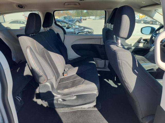 2C4RC1AG5KR587515 - 2019 CHRYSLER PACIFICA L WHITE photo 10