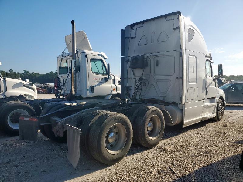 3AKJHHDV8KSKF7628 - 2019 FREIGHTLINER CASCADIA 1 Beyaz fotoğraf 4