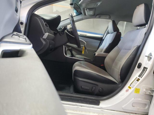 4T1BF1FK0FU105902 - 2015 TOYOTA CAMRY LE WHITE photo 7