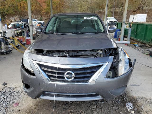 3N1CN7AP8JL808171 - 2018 NISSAN VERSA S 灰色 照片 5