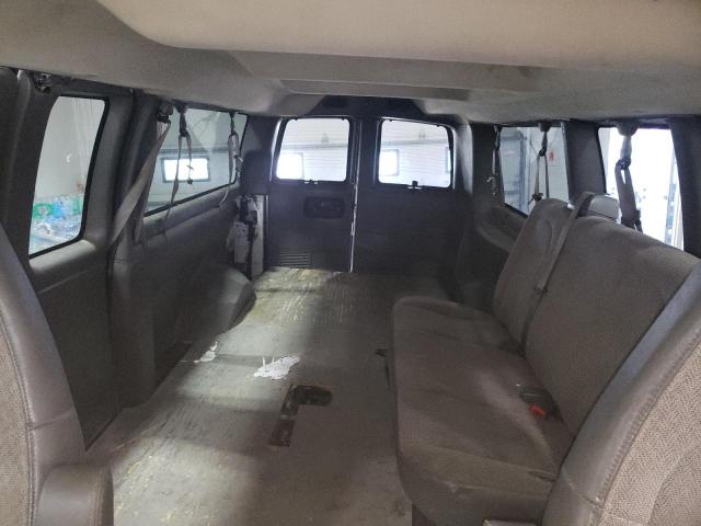 1GAZGPFG1H1141092 - 2017 CHEVROLET EXPRESS G3 LT Weiß Foto 10