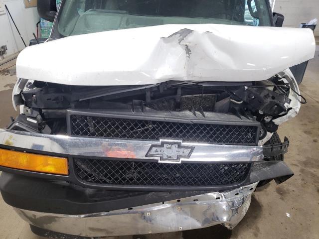 1GAZGPFG1H1141092 - 2017 CHEVROLET EXPRESS G3 LT Weiß Foto 12