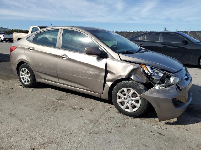 KMHCT4AE7DU476911 - 2013 HYUNDAI ACCENT GLS ბეჟი ფოტო 4