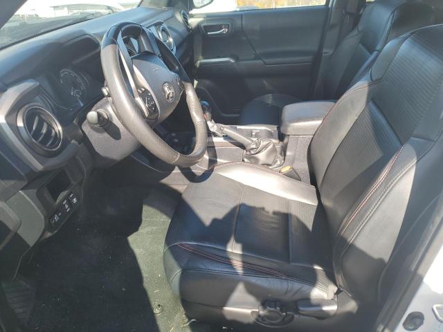 5TFCZ5ANXHX056301 - 2017 TOYOTA TACOMA DOUBLE CAB თეთრი ფოტო 7