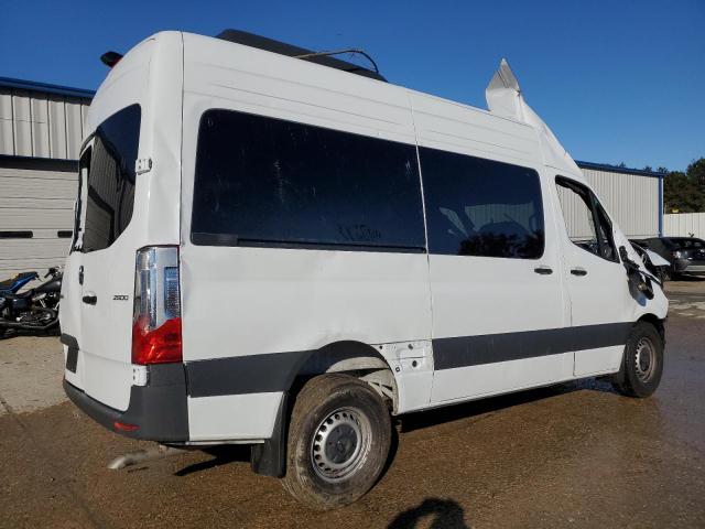 W1Z4KFHY2ST228406 - 2025 MERCEDES-BENZ SPRINTER 2500 WHITE photo 3