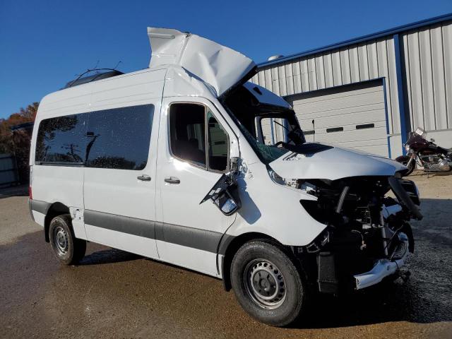 W1Z4KFHY2ST228406 - 2025 MERCEDES-BENZ SPRINTER 2500 WHITE photo 4