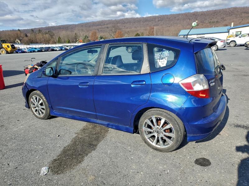 JHMGE8H5XCC014746 - 2012 HONDA FIT SPORT أزرق صورة 2