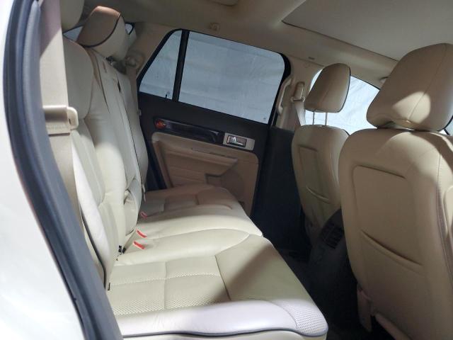 2LMDU88C28BJ37664 - 2008 LINCOLN MKX WHITE photo 11