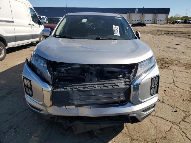 JA4APVAU3MU026163 - 2021 MITSUBISHI OUTLANDER SE SILVER photo 5