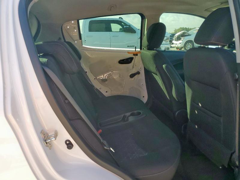 KL8CA6SA7MC715275 - 2021 CHEVROLET SPARK LS თეთრი ფოტო 10