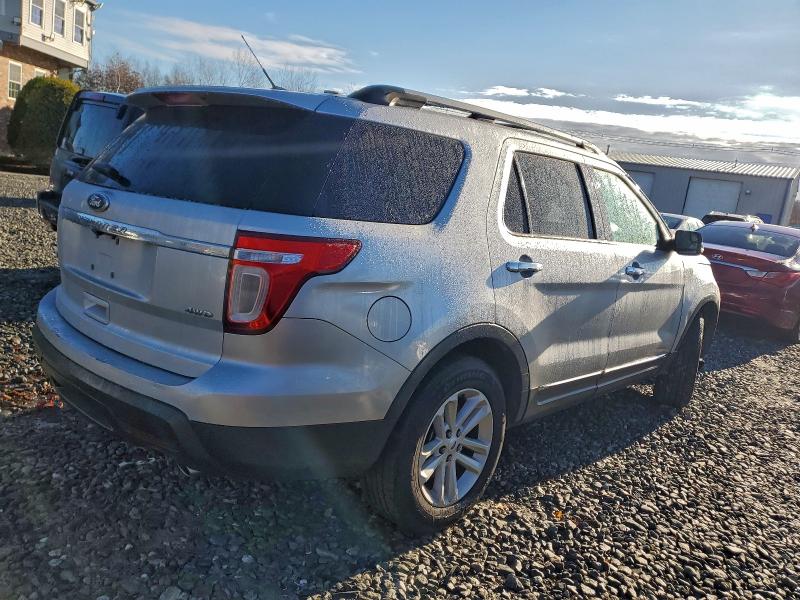 1FM5K8D89DGA22702 - 2013 FORD EXPLORER XLT SILVER photo 3