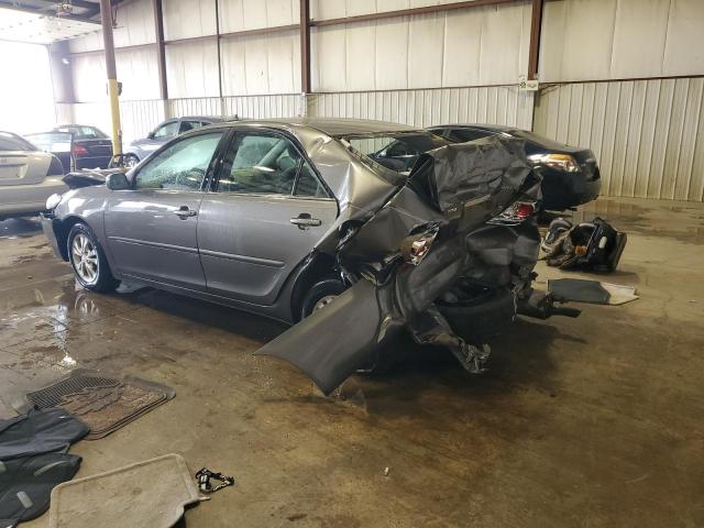 4T1BF30K85U602697 - 2005 TOYOTA CAMRY LE Մոխրագույն լուսանկար 2