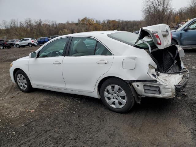 4T1BF3EK9AU537085 - 2010 TOYOTA CAMRY BASE WHITE photo 2