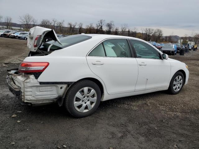 4T1BF3EK9AU537085 - 2010 TOYOTA CAMRY BASE WHITE photo 3