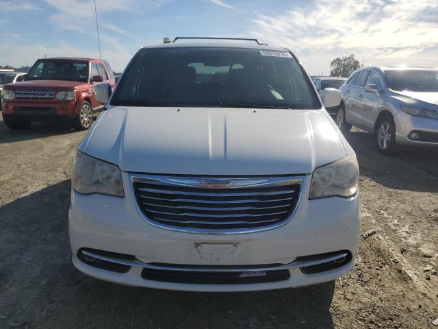 2C4RC1BGXCR312772 - 2012 CHRYSLER TOWN & COU TOURING WHITE photo 5