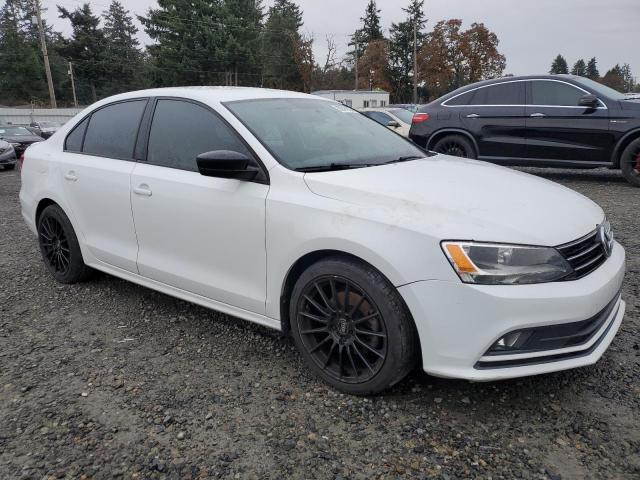 3VWD17AJ4FM422192 - 2015 VOLKSWAGEN JETTA SE WHITE photo 4
