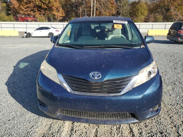 5TDKK3DC1BS091336 - 2011 TOYOTA SIENNA LE 蓝色 照片 5