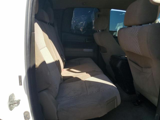 5TFRV54157X020321 - 2007 TOYOTA TUNDRA DOUBLE CAB SR5 WHITE photo 10