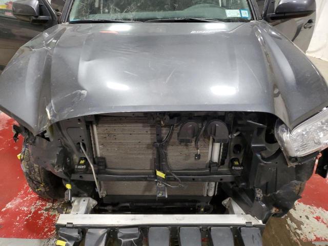 3TMCZ5AN4NM530602 - 2022 TOYOTA TACOMA DOUBLE CAB GRAY photo 11
