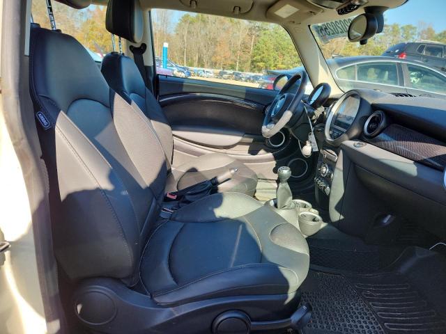 WMWZG3C55CTY32266 - 2012 MINI COOPER S CLUBMAN WHITE photo 10