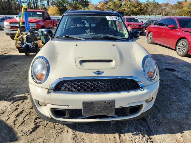 WMWZG3C55CTY32266 - 2012 MINI COOPER S CLUBMAN WHITE photo 5